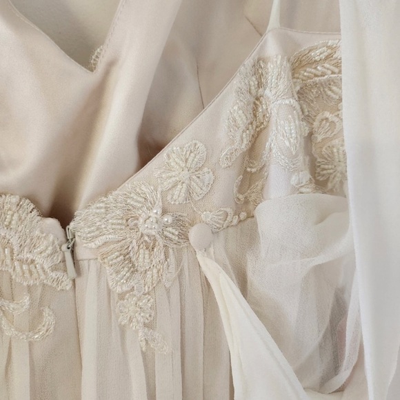 Jenny Yoo Aura Bridal gown - Picture 5 of 6